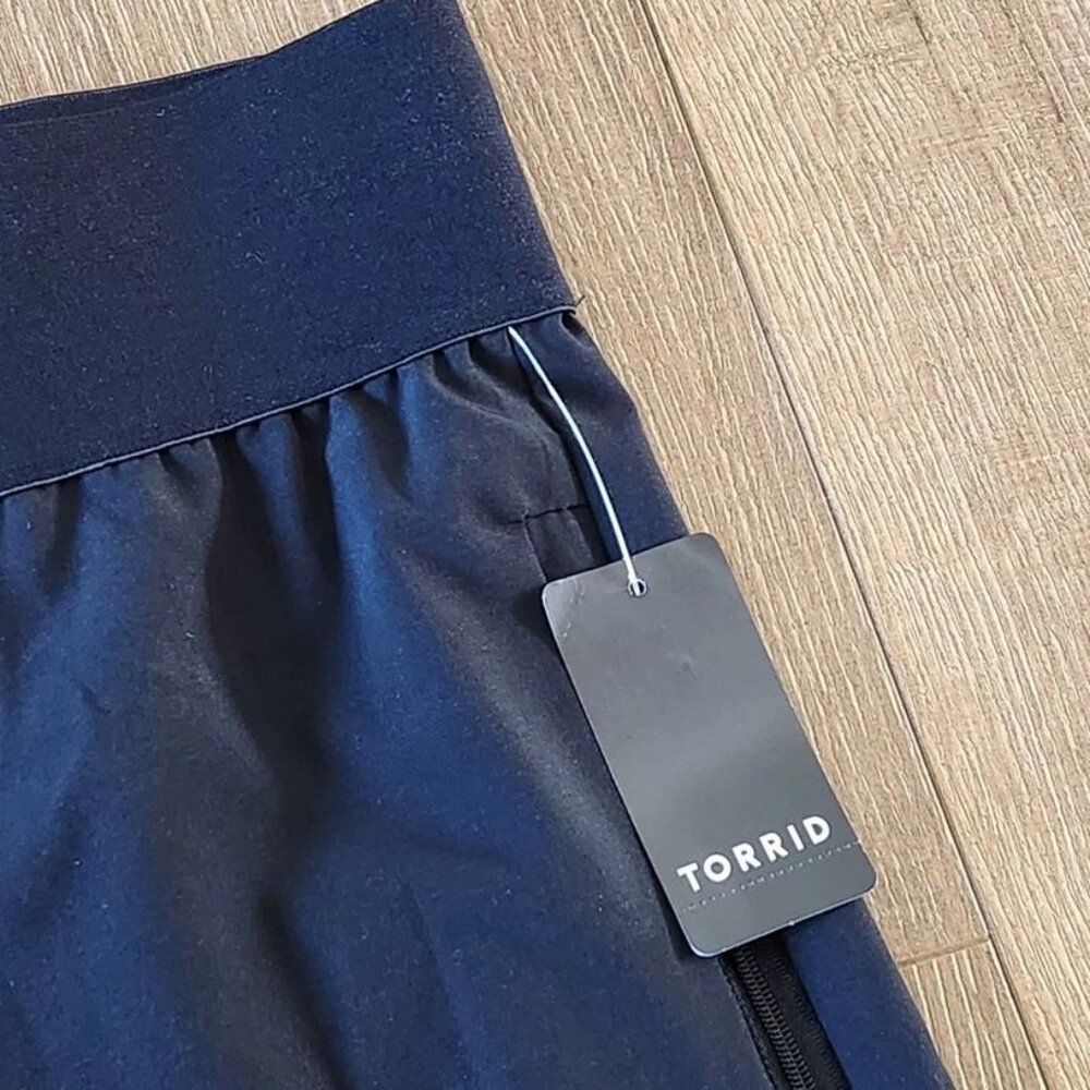 Torrid Black Happy Camper Stretch Woven Active Pant 4X - Picture 6 of 6